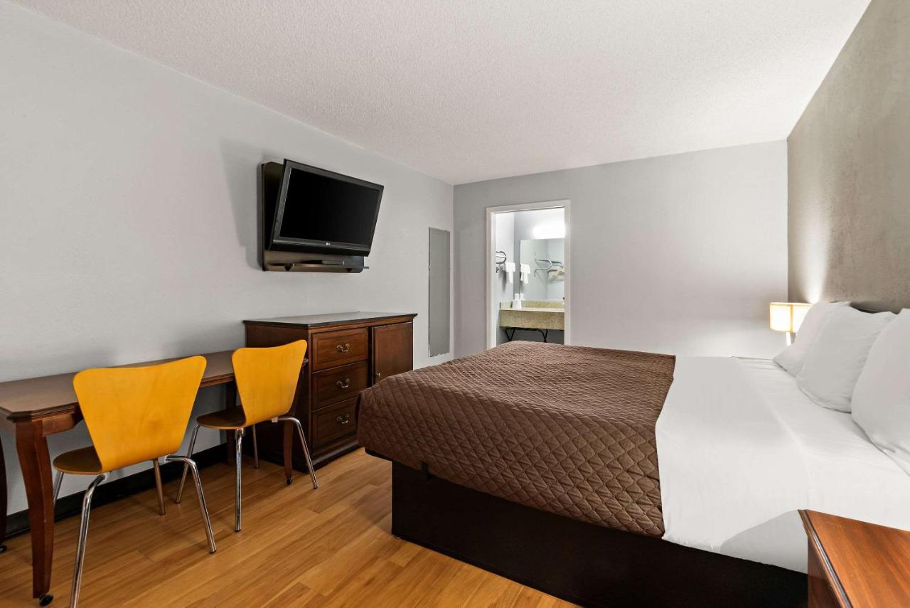 Rodeway Inn Brooklawn Kültér fotó