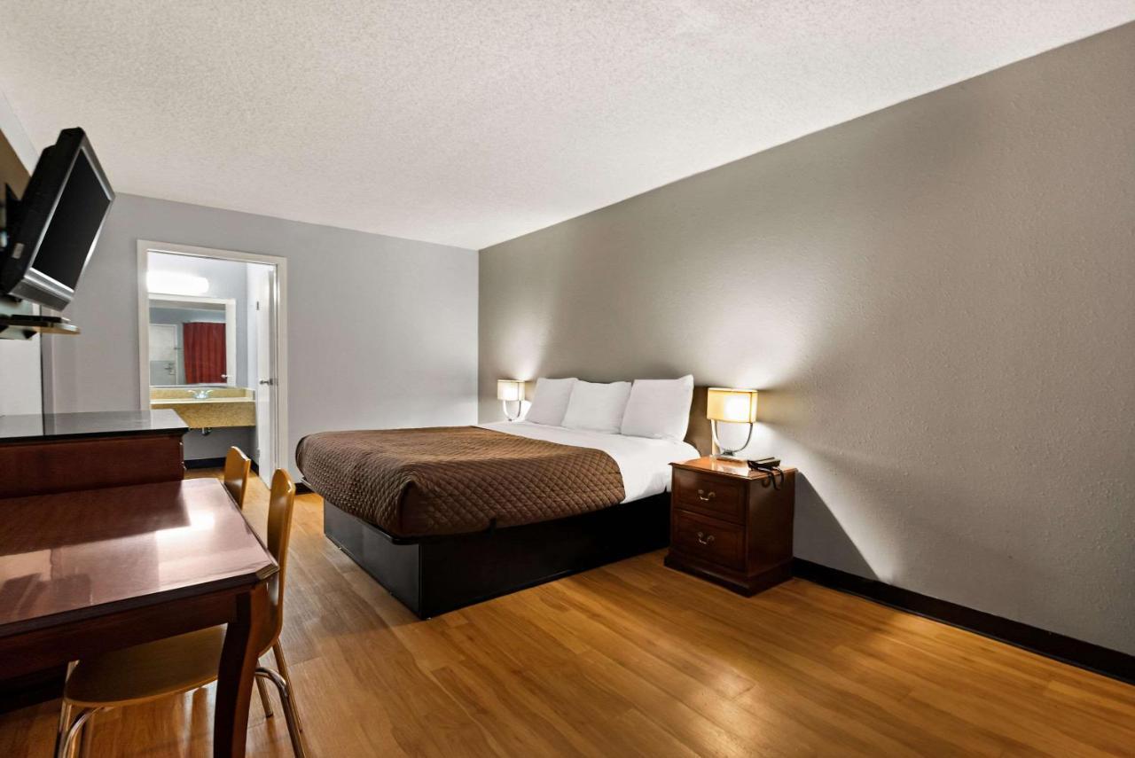 Rodeway Inn Brooklawn Kültér fotó