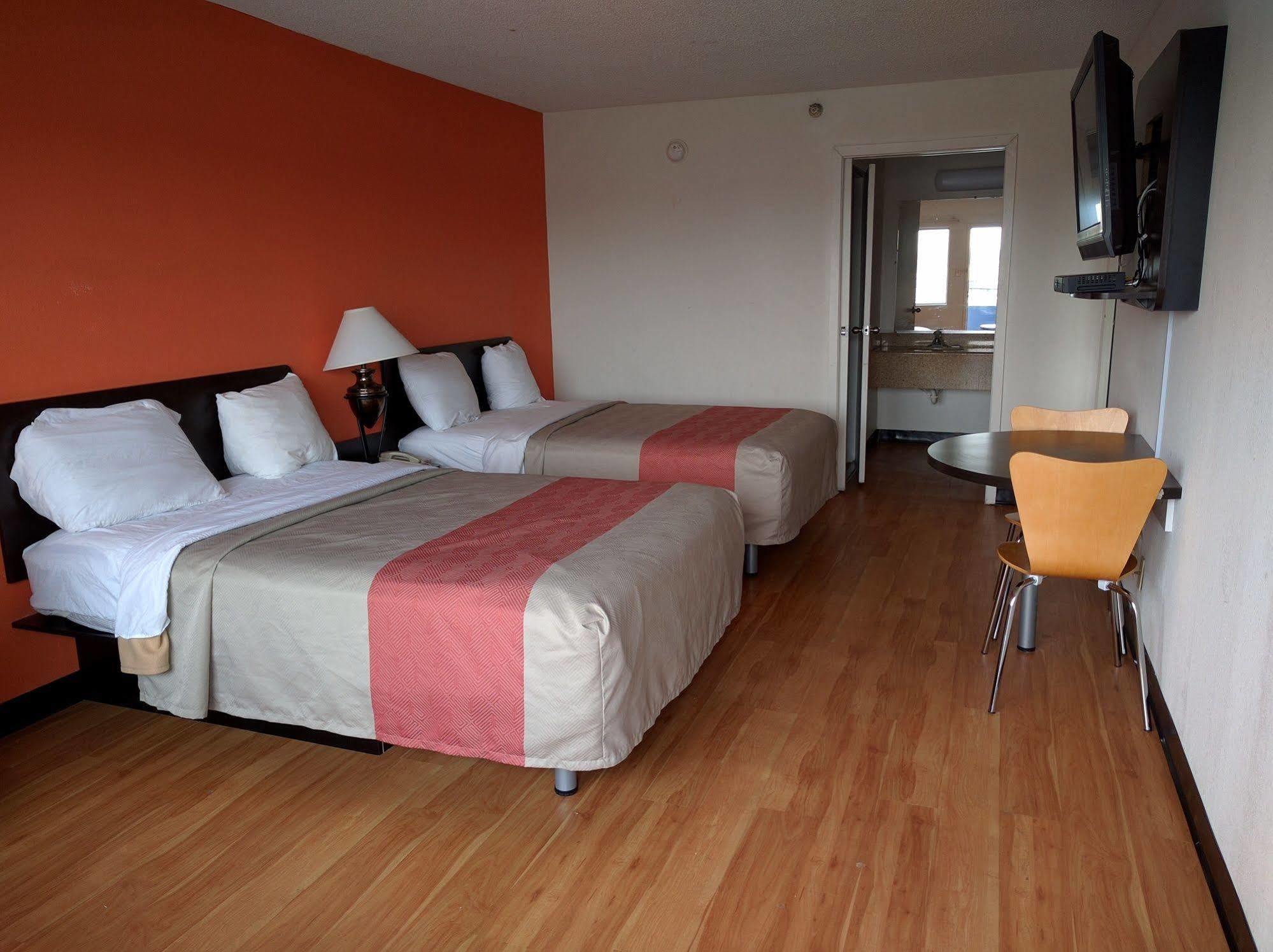 Rodeway Inn Brooklawn Kültér fotó